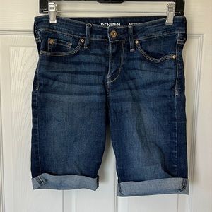 Levi’s Denim Shorts Size 4
